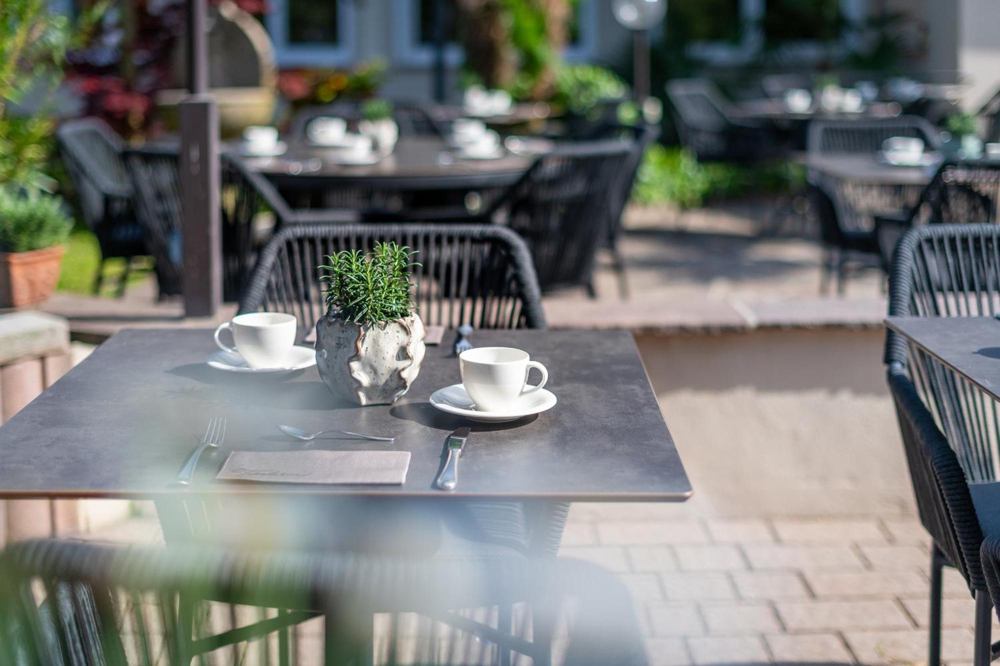 Tirolerin Garni Hotel Термено Екстериор снимка